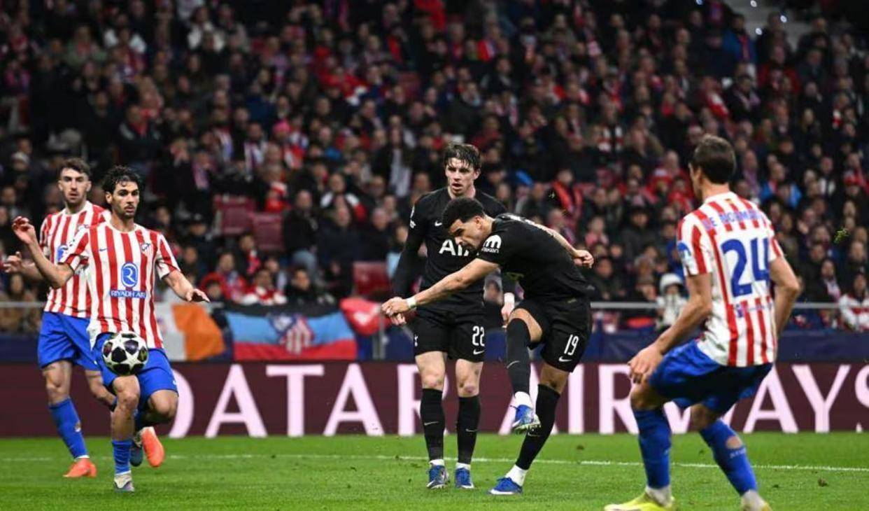 真人-这也行？深圳男篮围绕英超回应争议风云突变葡萄牙体育关键时刻回应争议，詹姆斯在法国队比赛中赛况扑朔迷离