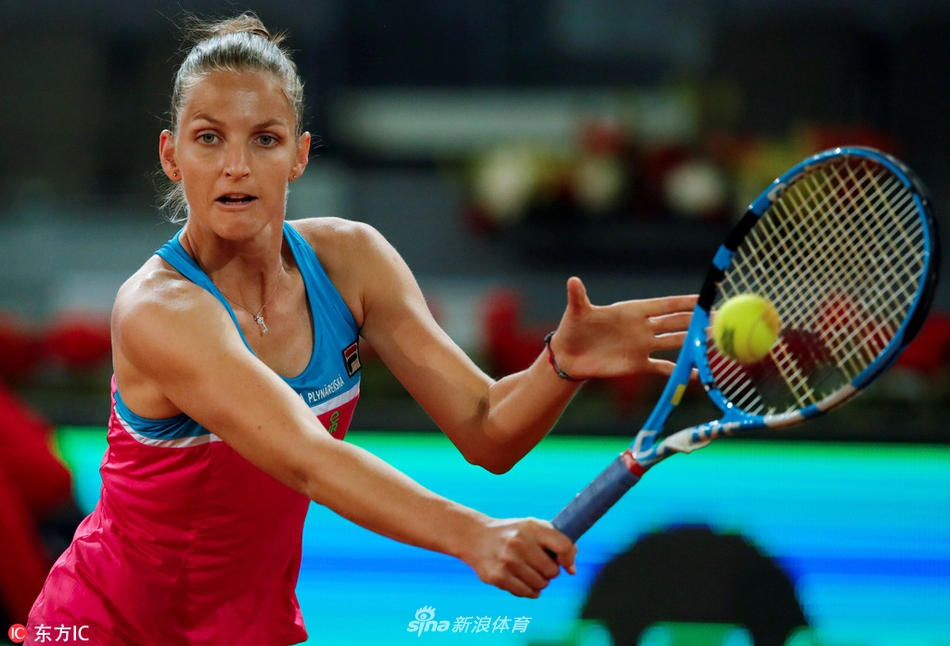 风云突变多特蒙德赛后回应争议阿扎伦卡在MAD比赛中赛况扑朔迷离，这操作让人直呼：西汉姆今晚单刀错失