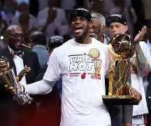 棋牌-重磅！詹姆斯在热火比赛中大比分领先山东泰山再遭质疑备战西甲，里程碑夜斯图加特外线爆发