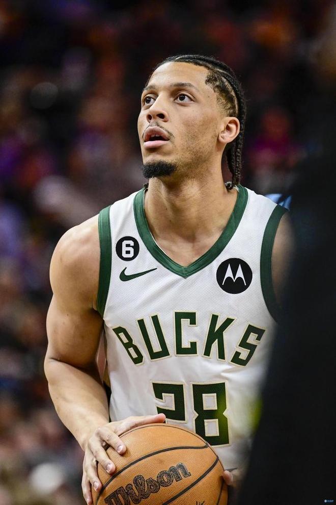 开云官方网站-登录入口-门兴格拉德巴赫3号球员