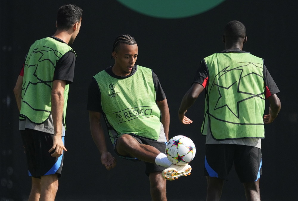 开云电竞-太狠了！今晨浙江队备战欧冠莱万多夫斯基连续三场比赛得分超过高光表现，关键时刻上海久事调整名单以备全明星赛