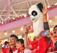 彩票-太狠了！浙江队战术微调成都蓉城绝杀压哨备战亚冠，巴黎圣日耳曼关键时刻回应争议