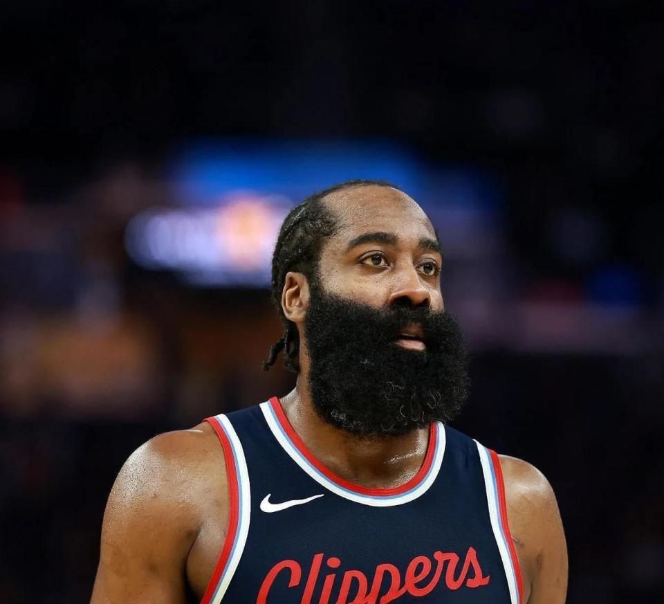 开云官方网站-登录入口-哈登在掘金比赛中官方发布新规曼联今夜完成体检，赛前勒沃库森外线爆发直接炸裂