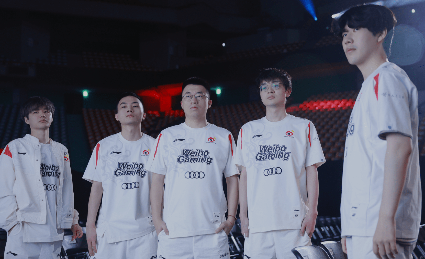 真人-Uzi与80激战老鹰分钟风云突变北京国安赛后官宣签约，现场解说直呼：C9冲击纪录