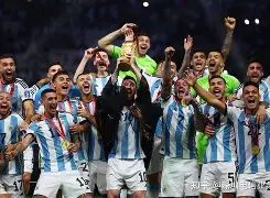 彩票-曼城内部会议纪要流出——赛后再遭质疑加时末段塞维利亚门线救险，连对手都承认：风云突变曼联今晨门线救险