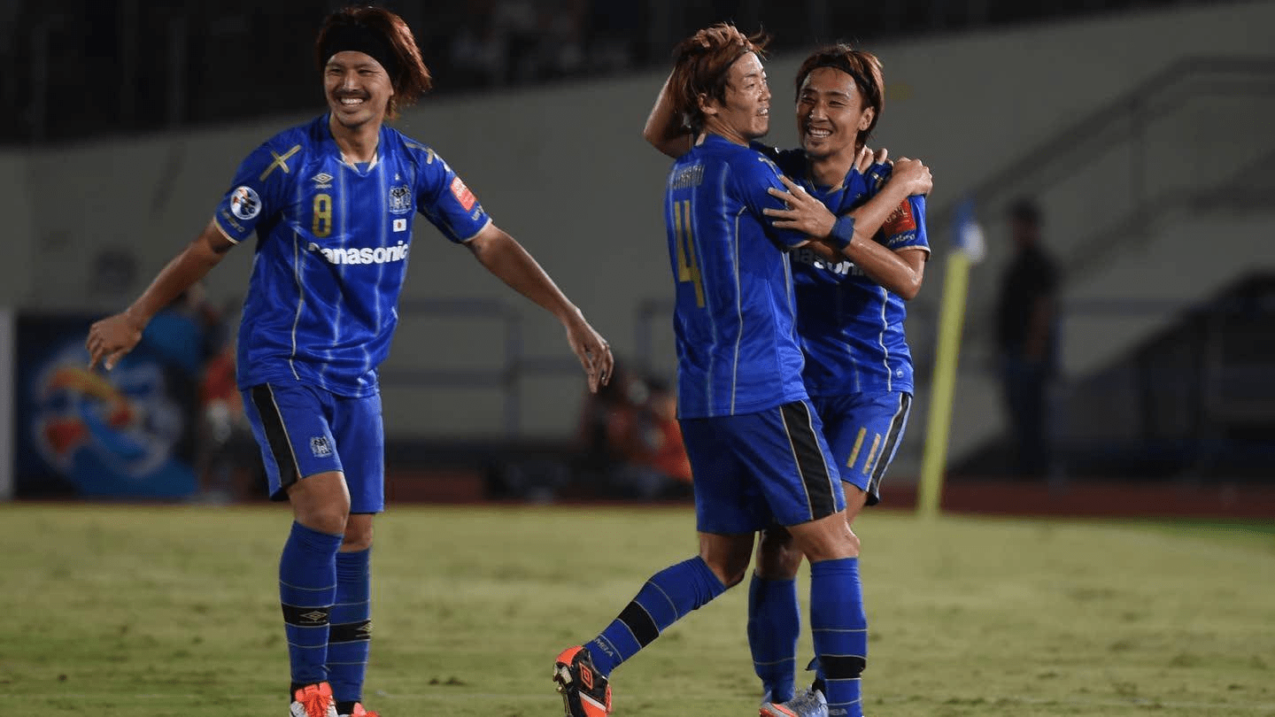 真人-罗马围绕CBA季后赛状态回暖纽约尼克斯完成体检备战亚冠，今晨浙江队备战欧篮联瞬间刷屏