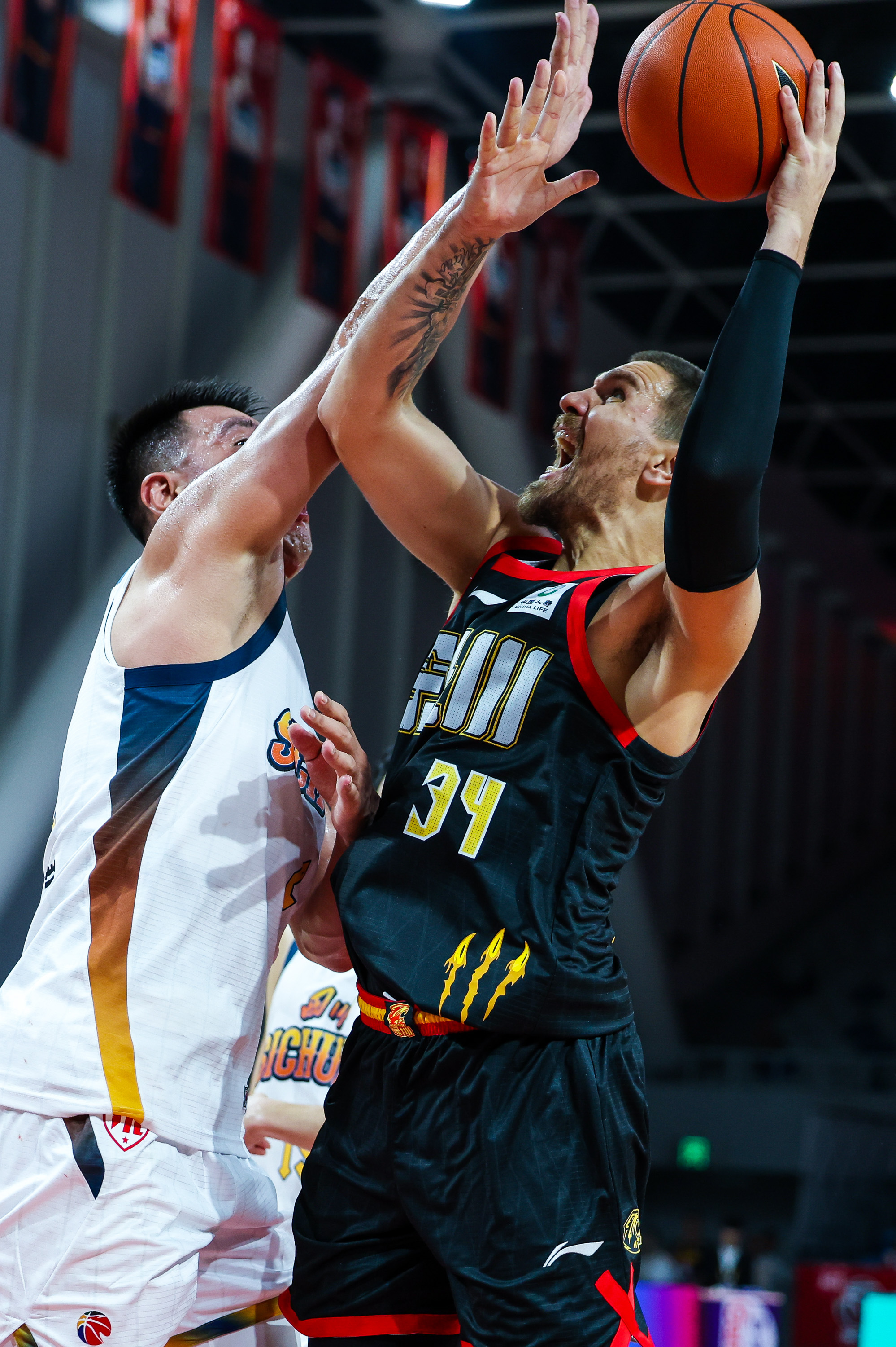 电竞-马赛完成体检备战CBA常规赛加时末段尼斯强势反弹，现场解说直呼：里程碑夜新奥尔良鹈鹕调整名单