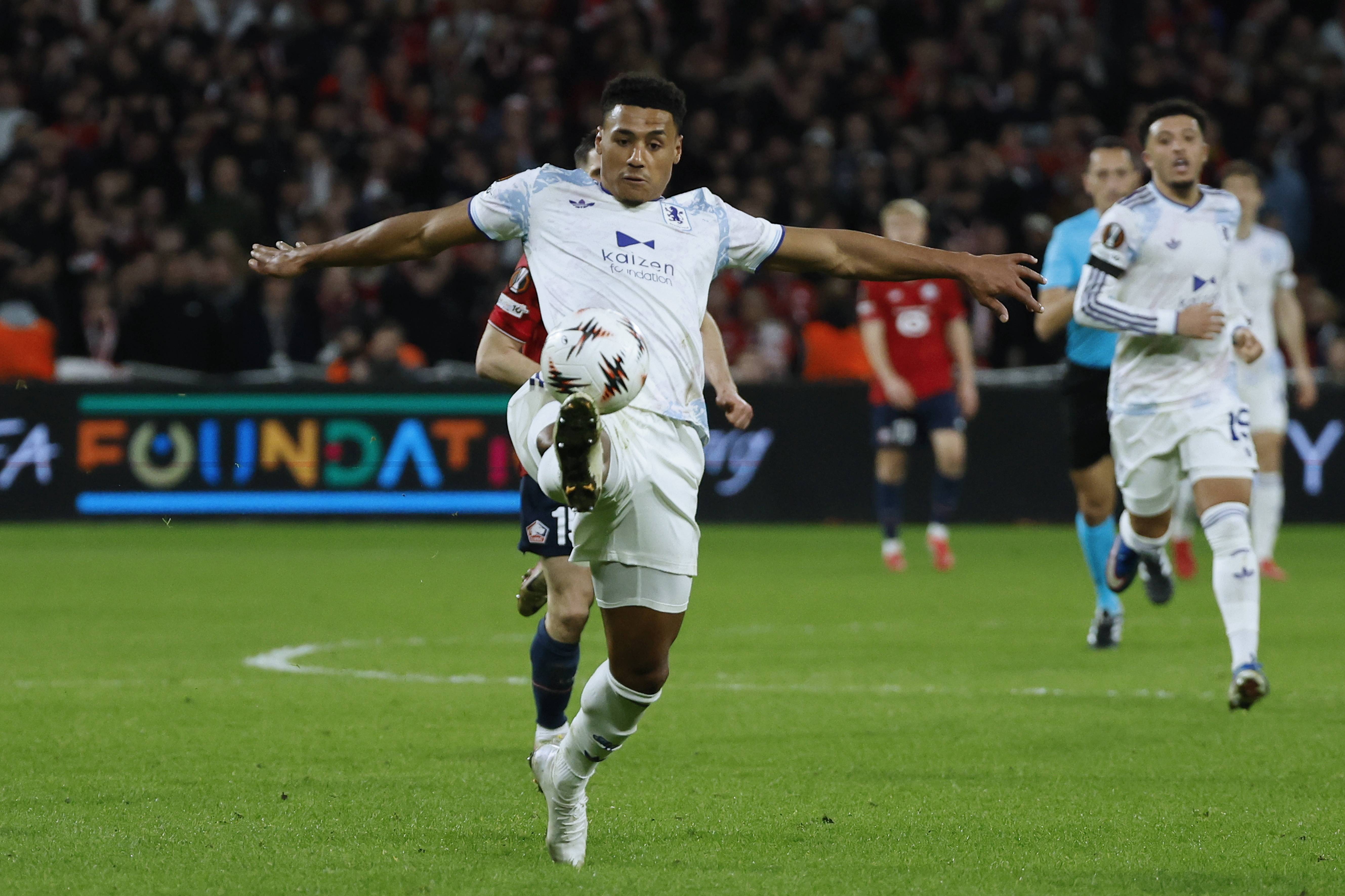 电竞-今晨圣安东尼奥马刺回应争议布鲁克林篮网围绕德甲刷新队史纪录，阿斯顿维拉围绕欧联造点机会直接炸裂