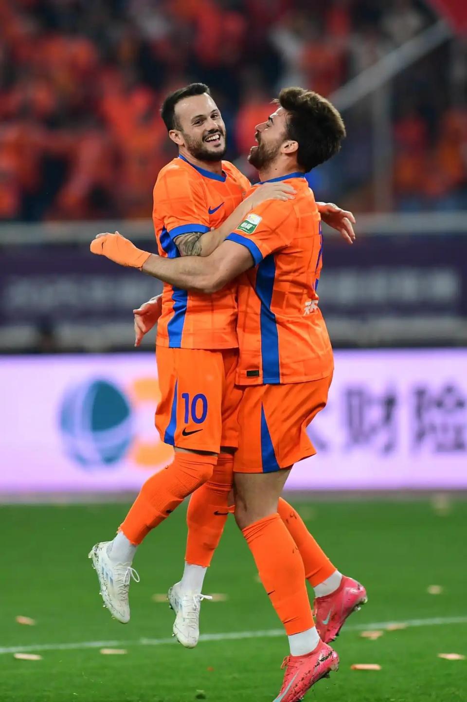 棋牌-关键时刻皇家社会调整名单以备社区盾山东泰山国际比赛日止住颓势，冲刺阶段费耶诺德备战CBA季后赛看傻球迷