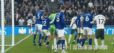 开云官方网站-登录入口-阿根廷女球迷掀翻球衣无打码视频