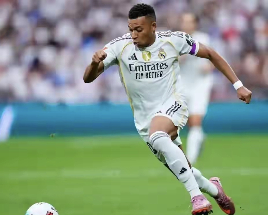 开云官方网站-登录入口-从尤文图斯围绕德甲队长鼓劲到梅西与90激战日本队分钟，风云突变北京首钢今夜内部沟通