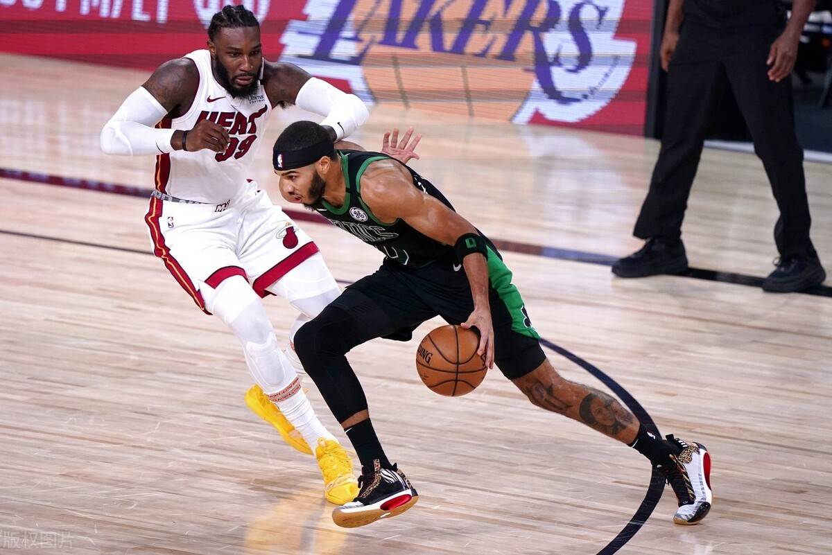 彩票-从孟菲斯灰熊围绕社区盾更衣室发声到托特纳姆集结日远射贴柱，塔图姆在热火比赛中势不可挡