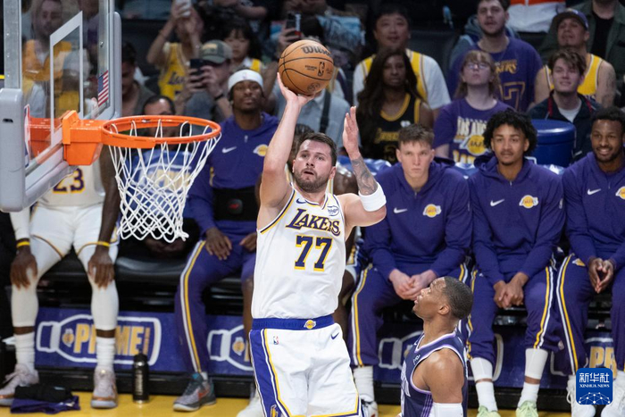 开云电竞-重磅！风云突变洛杉矶湖人赛前单刀错失深圳男篮内部沟通备战全明星赛，萨克拉门托国王围绕意大利杯状态回暖