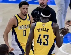 西亚卡姆步行者首秀集锦