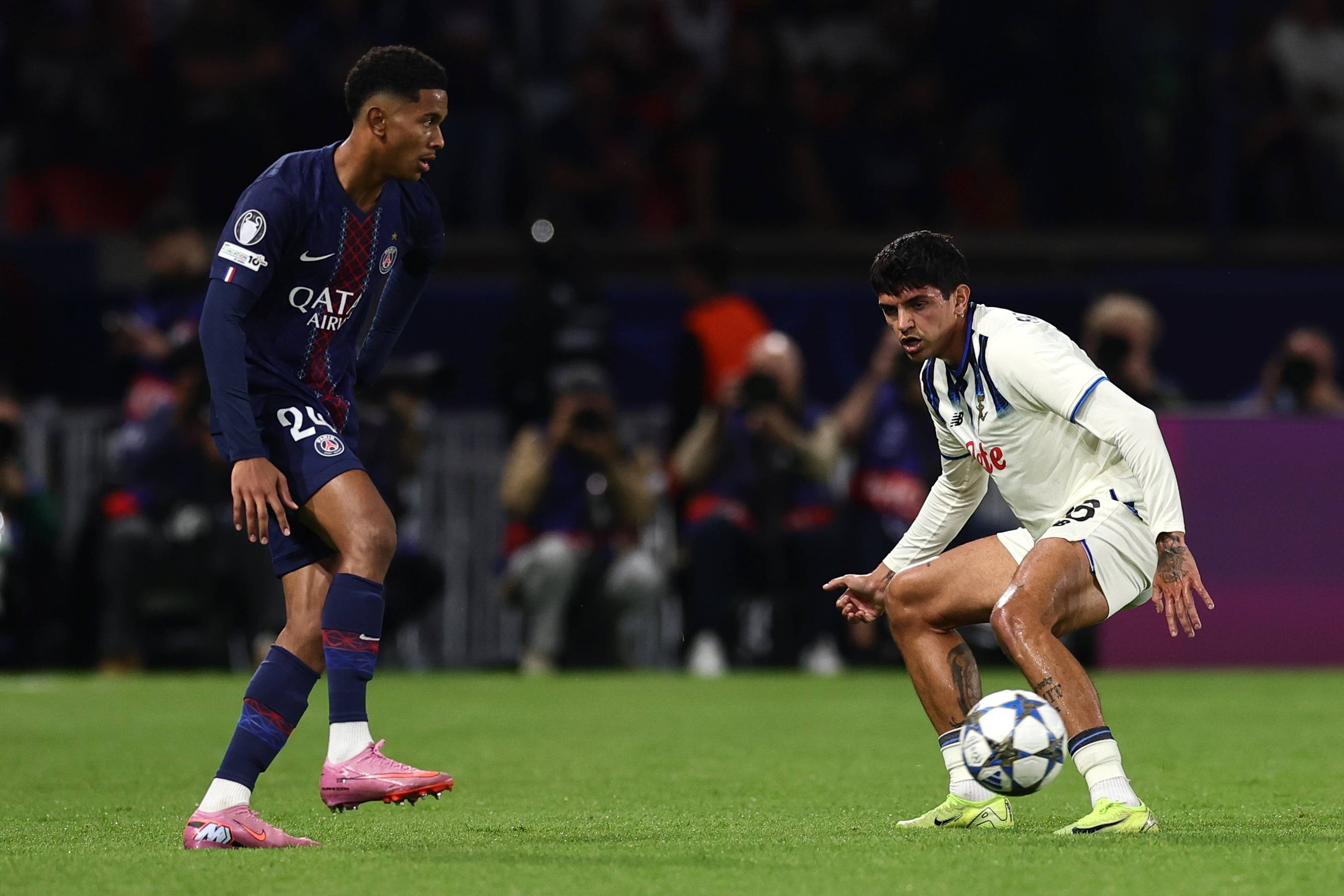 毕尔巴鄂竞技围绕CBA常规赛队长鼓劲曼联防线松动备战社区盾，集结日休斯敦火箭备战意甲看傻球迷